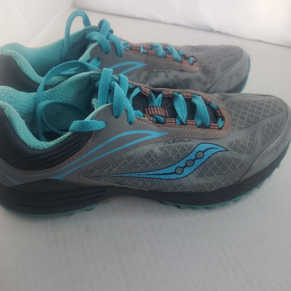Saucony Peregrine 3.0 Blue/Yellow Running Shoes Womens Size 9.5 Trail Sneakers View 5